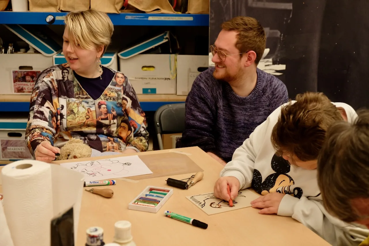 LABO DE LUX : Zwart met kleuren