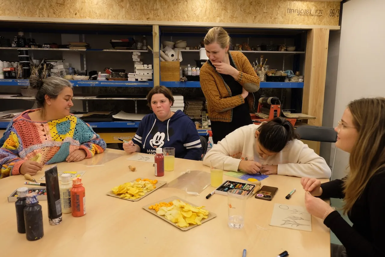 LABO DE LUX : Zwart met kleuren
