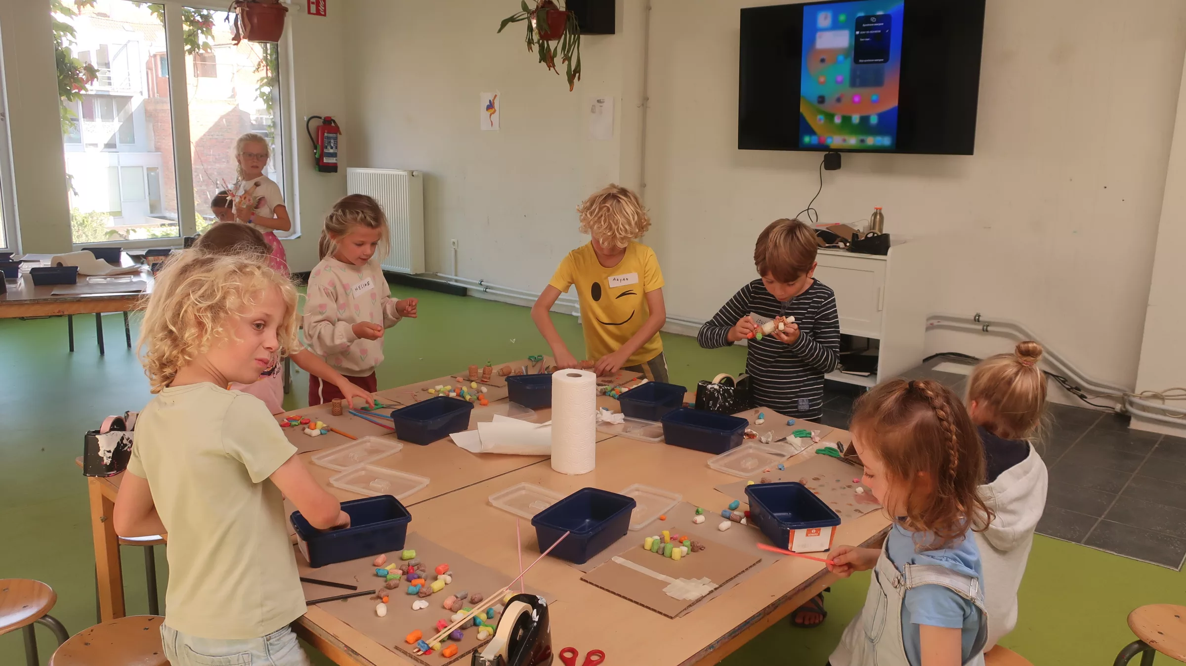 LABO 6-9 jarigen : Gips in het rond