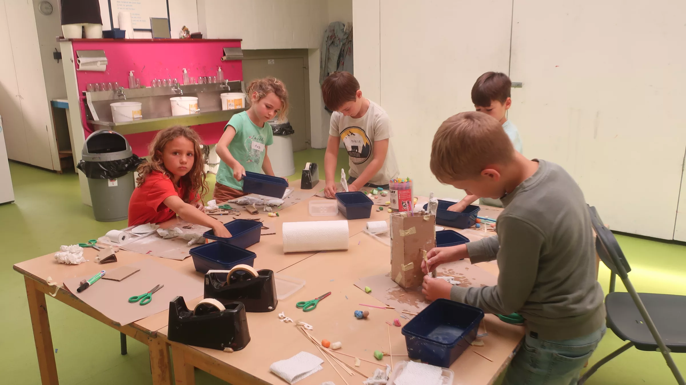 LABO 6-9 jarigen : Gips in het rond